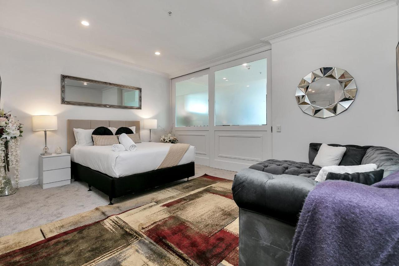 Your Family Getaway - Rooftop Spa & Pool! Auckland Eksteriør bilde